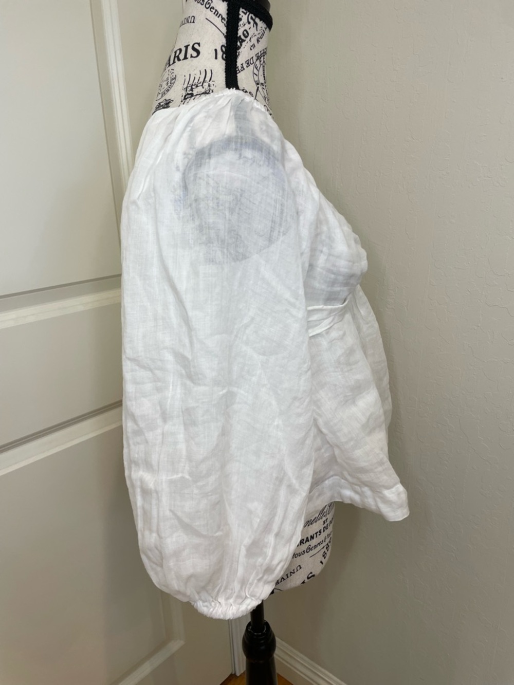 Banana Republic Size Small White Peasant Blouse - Picture 3 of 9